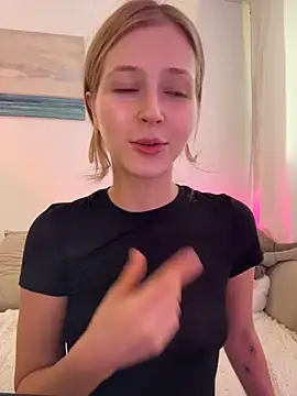 LunaRase online show from 11-14-25, 12:09