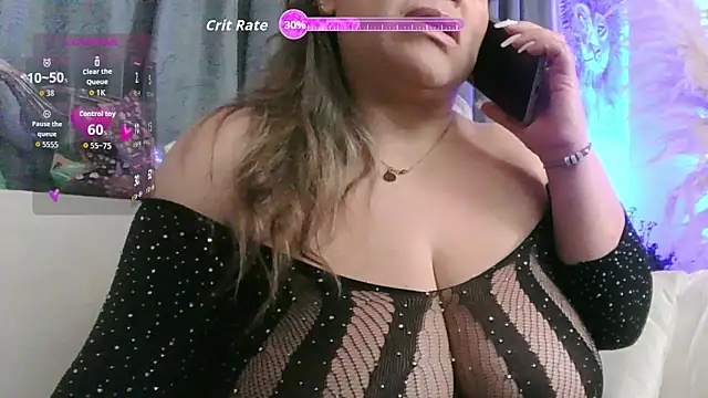 Melissa Daniiels online show from 03-25-26, 03:22