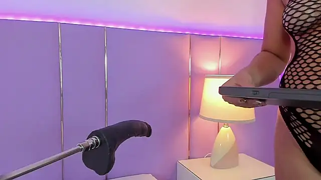 SophyRuiz  online show from 11-11-25, 11:49