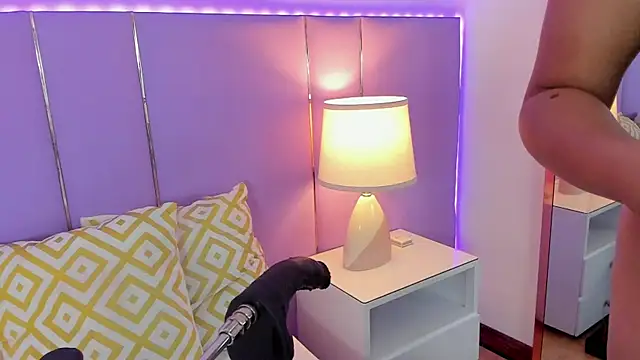 SophyRuiz  online show from 03-28-26, 11:44