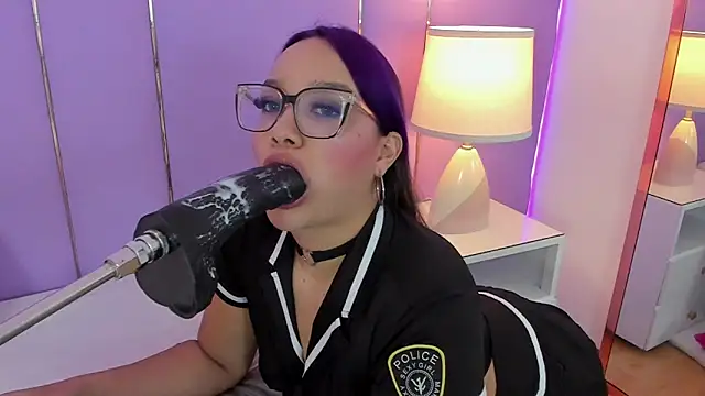 SophyRuiz  online show from 11-29-25, 12:05