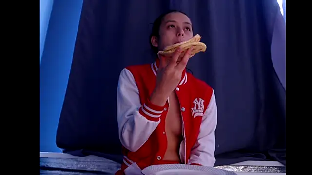 Snapshot of ValeryBaker_ chatting on 09-22-25, 09:59 ValeryBaker  online show from 09-22-25, 09:59