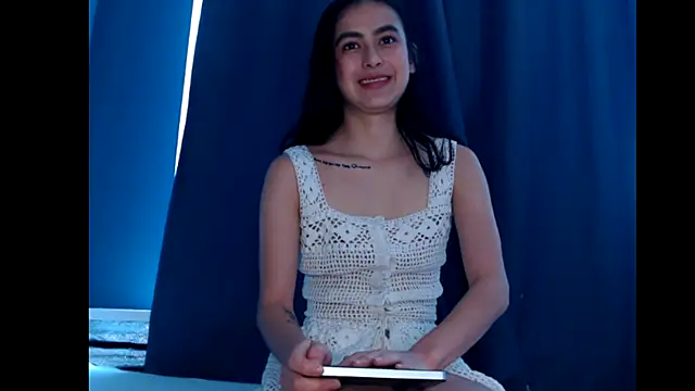 Snapshot of ValeryBaker_ chatting on 09-14-25, 10:59 ValeryBaker  online show from 09-14-25, 10:59