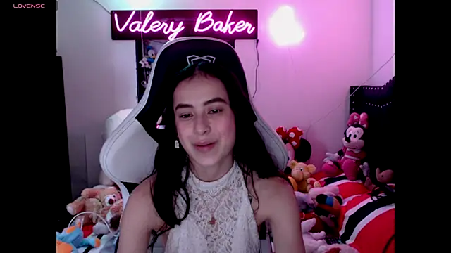 Snapshot of ValeryBaker_ chatting on 10-24-25, 02:05 ValeryBaker  online show from 10-24-25, 02:05