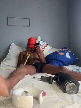 Maskman941 online show from 11-16-25, 09:47