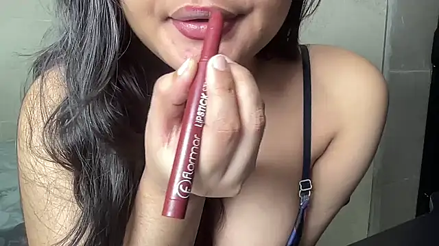 Snapshot of Indian_Diya08 chatting on 12-14-25, 06:02 Indian Diya08 online show from 12-14-25, 06:02