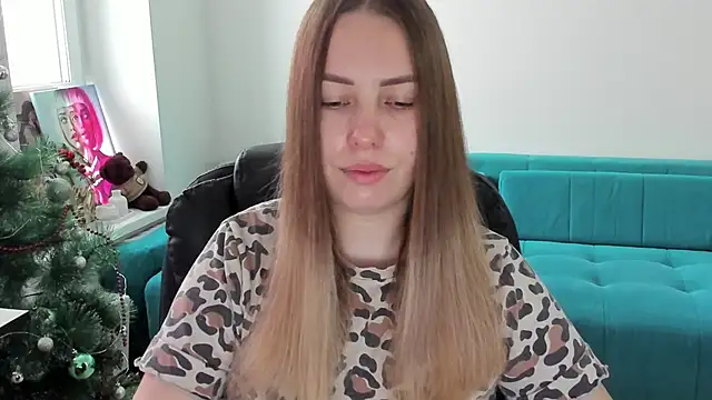 Snapshot of Mia_shy1 chatting on 01-06-26, 07:45 Mia shy1 online show from 01-06-26, 07:45