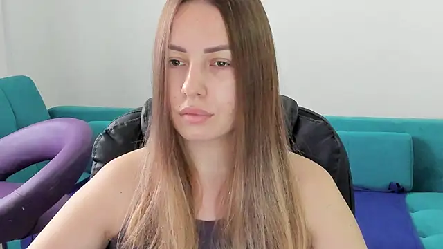 Mia shy1 online show from 01-17-26, 09:02