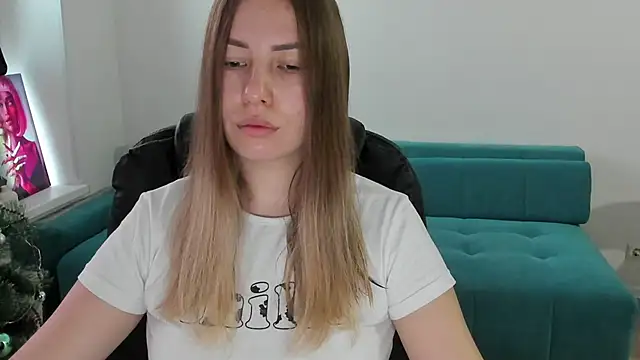 Snapshot of Mia_shy1 chatting on 01-10-26, 07:04 Mia shy1 online show from 01-10-26, 07:04