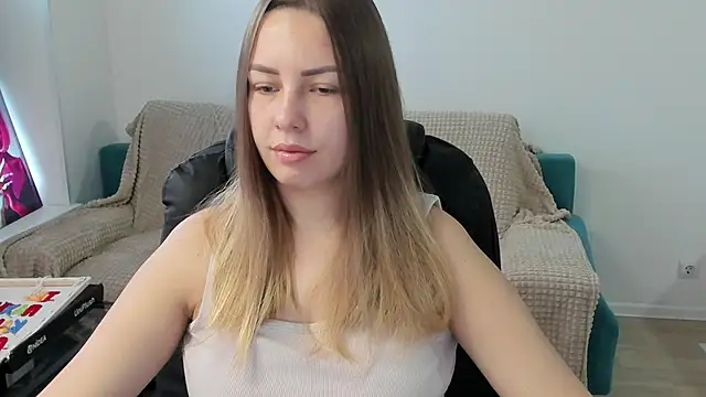 Snapshot of Mia_shy1 chatting on 12-14-25, 06:41 Mia shy1 online show from 12-14-25, 06:41