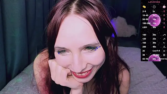 Lucy Millss online show from 03-17-25, 05:49