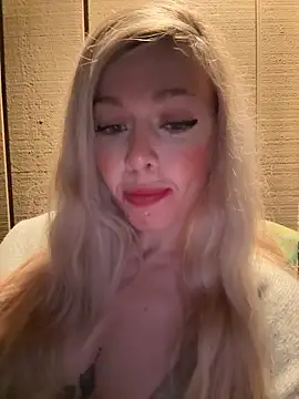 Snapshot of propertyofdaddy chatting on 10-06-25, 12:23 propertyofdaddy online show from 10-06-25, 12:23