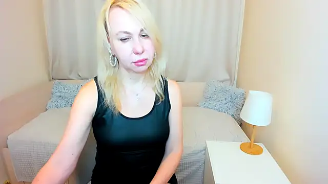 Anny Jey  online show from 03-12-26, 08:13