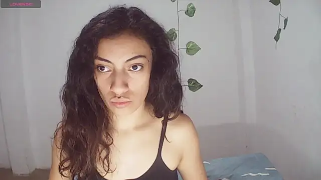 Snapshot of stephybrowm7 chatting on 10-13-25, 10:39 stephybrowm7 online show from 10-13-25, 10:39