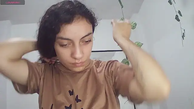Snapshot of stephybrowm7 chatting on 10-31-25, 12:46 stephybrowm7 online show from 10-31-25, 12:46