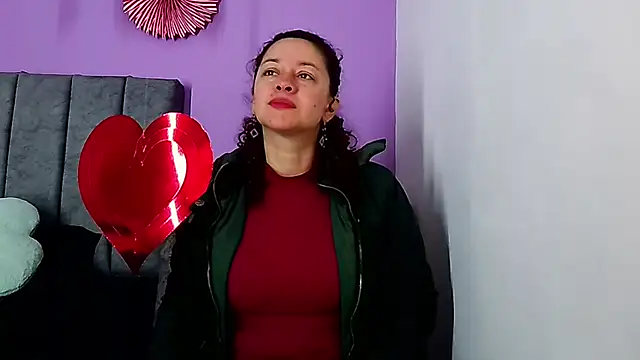 Snapshot of ArtesanaMK chatting on 02-16-25, 11:16 ArtesanaMK online show from 02-16-25, 11:16