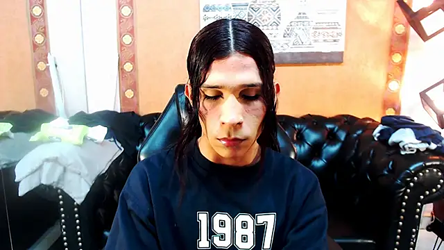 SaraSofia44 online show from 10-25-25, 09:26