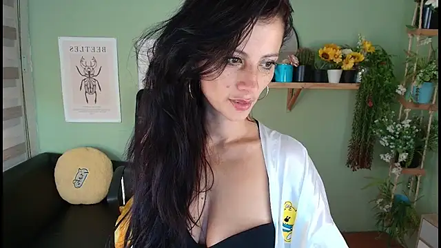 Snapshot of Aliiz_01 chatting on 02-21-25, 05:31 Aliiz 01 online show from 02-21-25, 05:31