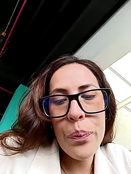 Lena-32 online show from 03-18-25, 08:26