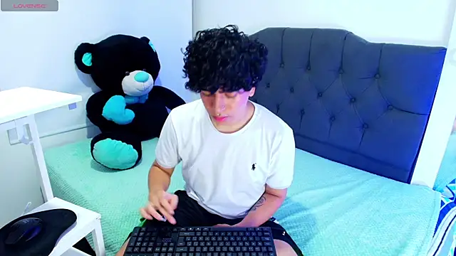  nickconnor01 online show from 03-16-25, 07:17