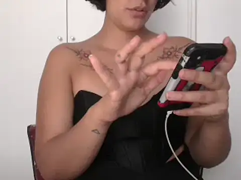 isabellalisa online show from 03-02-25, 10:58
