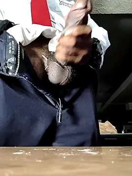 Snapshot of moro28vergon chatting on 05-10-26, 02:37 moro28vergon online show from 05-10-26, 02:37