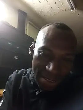 Snapshot of moro28vergon chatting on 03-16-25, 06:09 moro28vergon online show from 03-16-25, 06:09