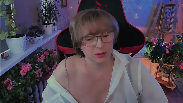 sugar vivien online show from 06-15-26, 02:17