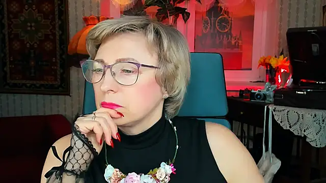 sugar vivien online show from 03-05-25, 12:55