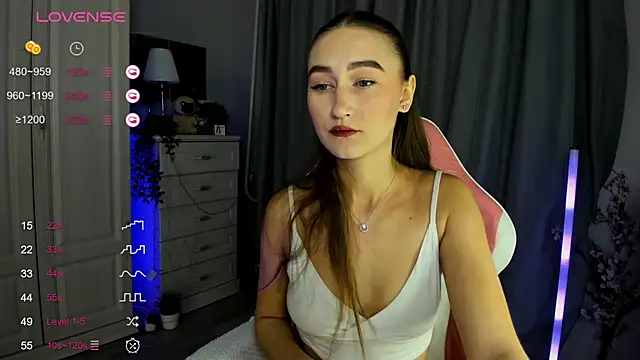 Milemissy online show from 11-04-25, 03:43