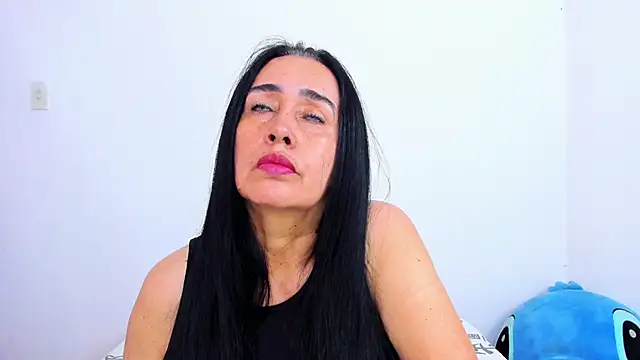 Snapshot of HorniestMilf chatting on 02-20-26, 08:11 HorniestMilf online show from 02-20-26, 08:11