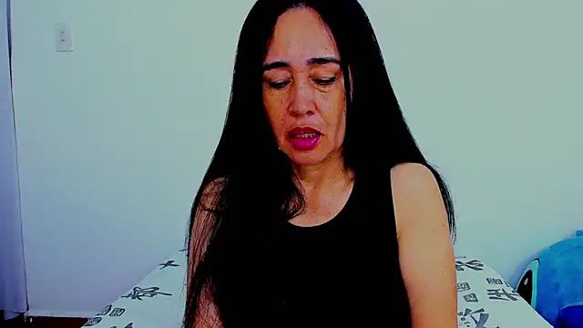 Snapshot of HorniestMilf chatting on 02-15-26, 01:54 HorniestMilf online show from 02-15-26, 01:54