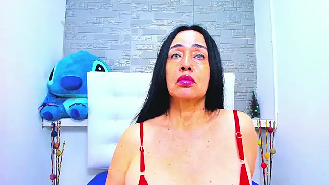 HorniestMilf online show from 11-24-25, 08:53