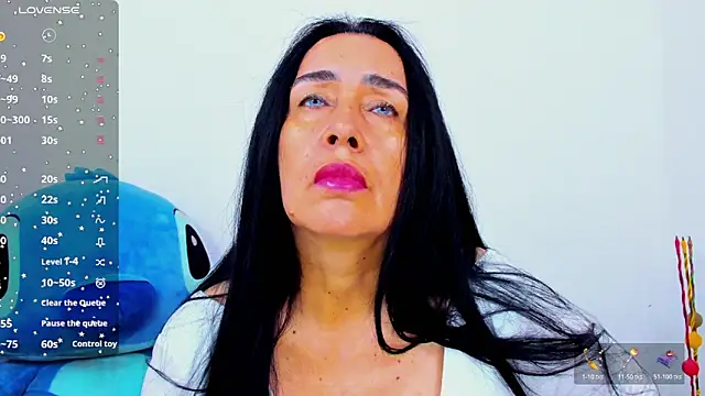 Snapshot of HorniestMilf chatting on 04-25-26, 07:00 HorniestMilf online show from 04-25-26, 07:00
