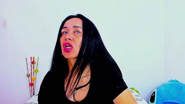 HorniestMilf online show from 04-08-26, 09:16