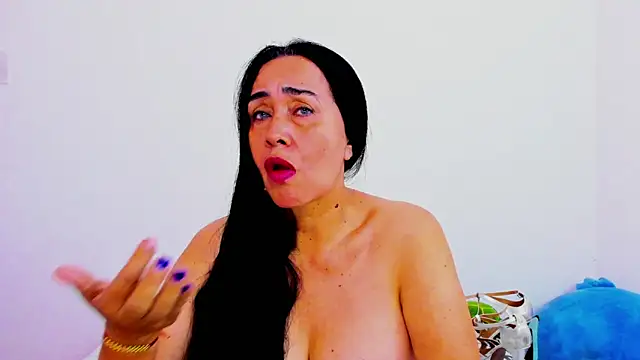 Snapshot of HorniestMilf chatting on 03-01-26, 07:47 HorniestMilf online show from 03-01-26, 07:47