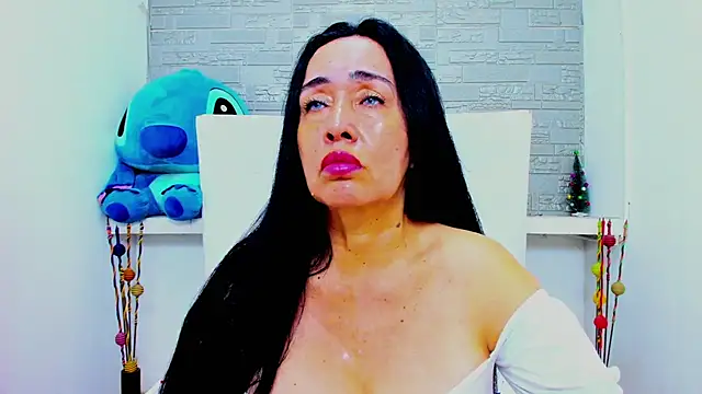 Snapshot of HorniestMilf chatting on 01-18-26, 07:28 HorniestMilf online show from 01-18-26, 07:28