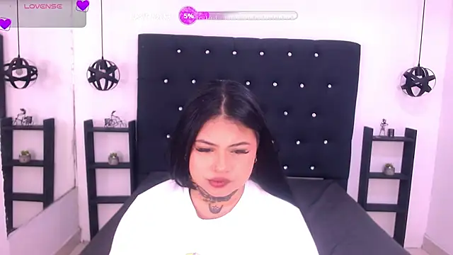 Snapshot of Mels_ chatting on 10-03-25, 04:41 Mels online show from 10-03-25, 04:41