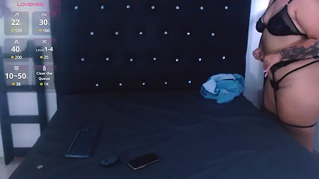 Snapshot of Mels_ chatting on 03-06-25, 10:15 Mels online show from 03-06-25, 10:15