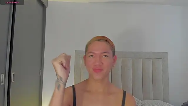 JulianRose 1 online show from 11-26-25, 12:16