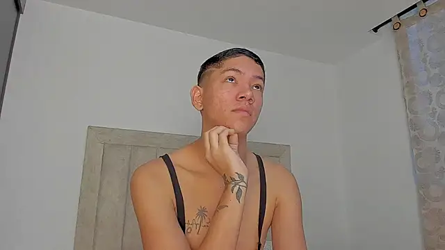 Snapshot of JulianRose_1 chatting on 02-25-26, 11:21 JulianRose 1 online show from 02-25-26, 11:21