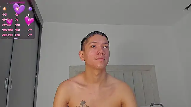 Snapshot of JulianRose_1 chatting on 02-19-26, 11:18 JulianRose 1 online show from 02-19-26, 11:18