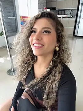 Melina-Smith online show from 11-14-25, 06:33