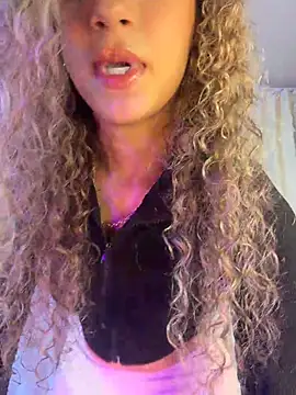 Snapshot of Melina-Smith chatting on 07-22-26, 01:29 Melina-Smith online show from 07-22-26, 01:29