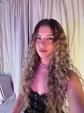 Snapshot of Melina-Smith chatting on 06-19-26, 09:53 Melina-Smith online show from 06-19-26, 09:53