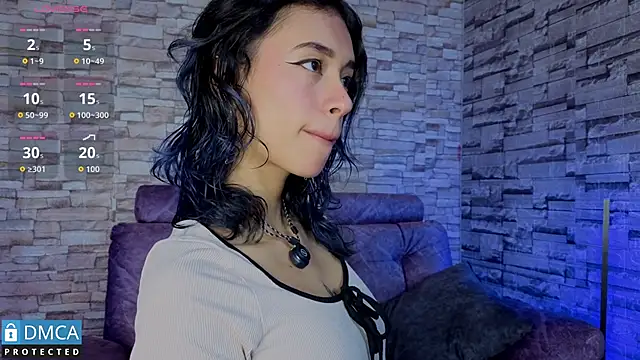 BellaOdisea online show from 11-19-25, 10:43