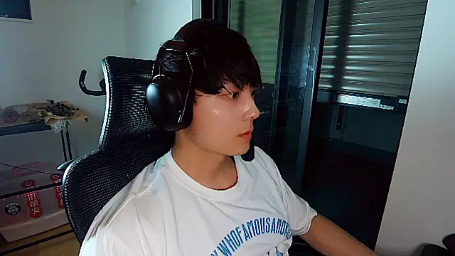 Tkcqcc online show from 06-23-26, 03:43