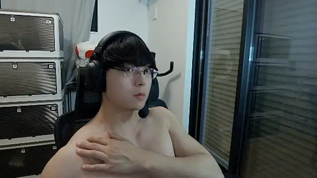 Tkcqcc online show from 12-17-25, 05:18