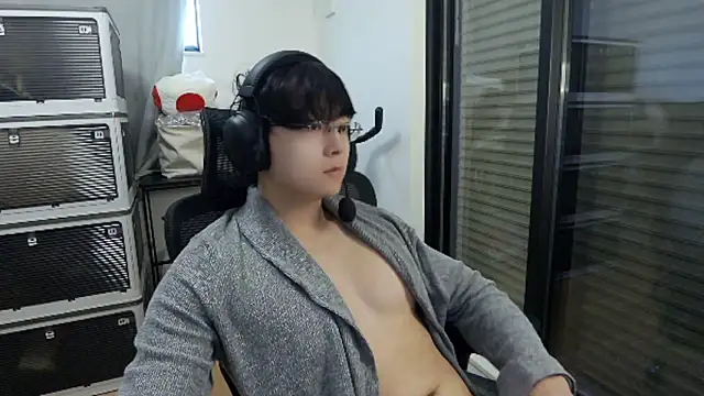 Tkcqcc online show from 11-25-25, 03:51