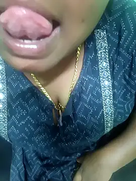 Snapshot of tamil_monasexy chatting on 01-28-25, 08:36 tamil monasexy online show from 01-28-25, 08:36